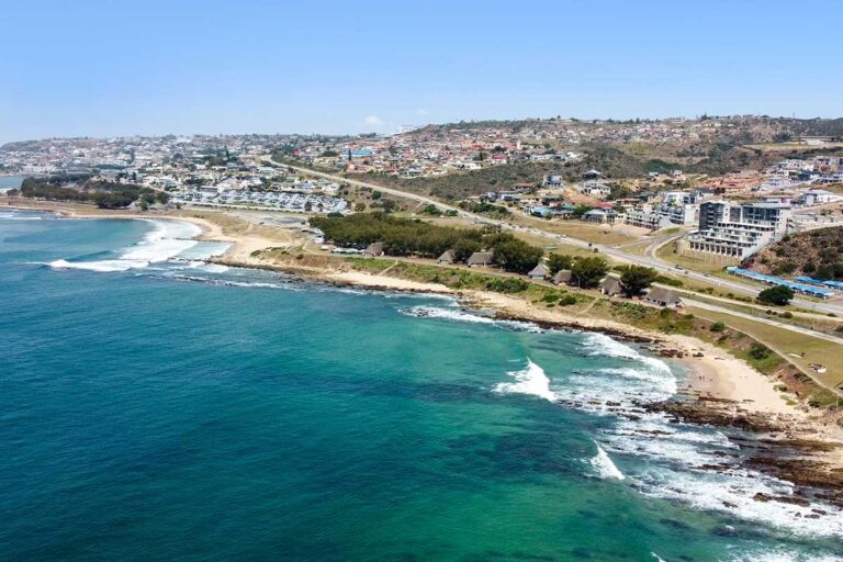 Resort Gallery: Capturing - De Bakke Santos - Mossel Bay
