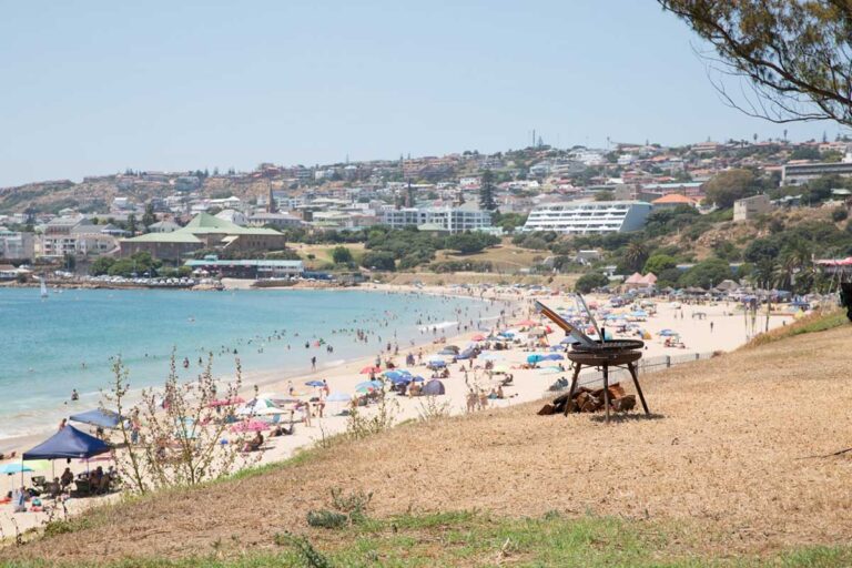 Resort Gallery: Capturing - De Bakke Santos - Mossel Bay